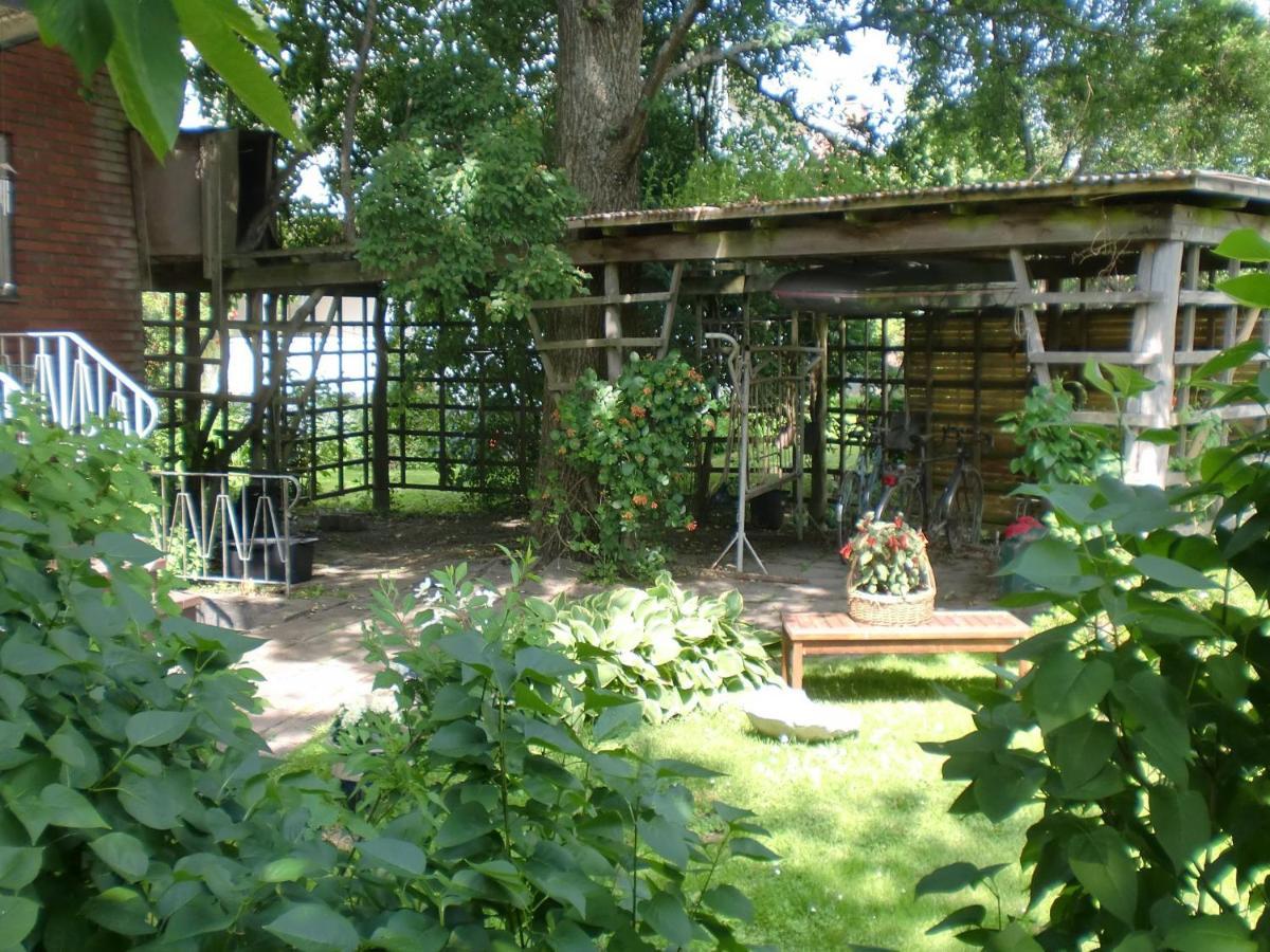 Trollhaettans Bed And Breakfast Exterior foto