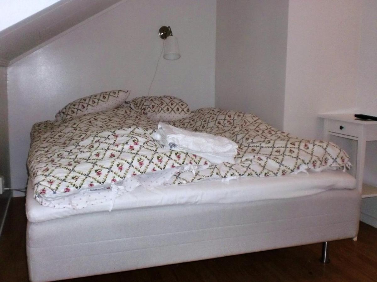 Trollhaettans Bed And Breakfast Habitación foto