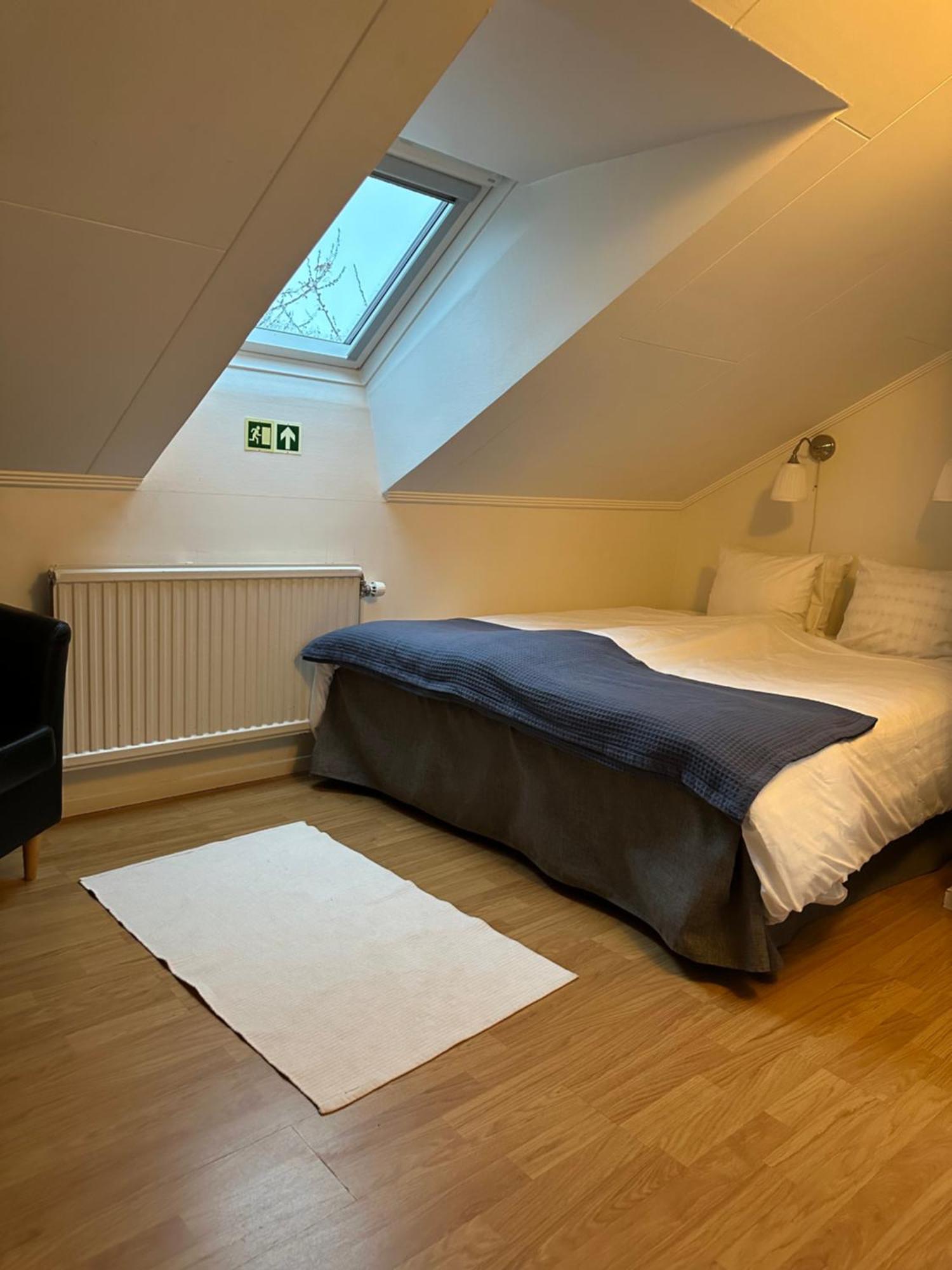 Trollhaettans Bed And Breakfast Exterior foto